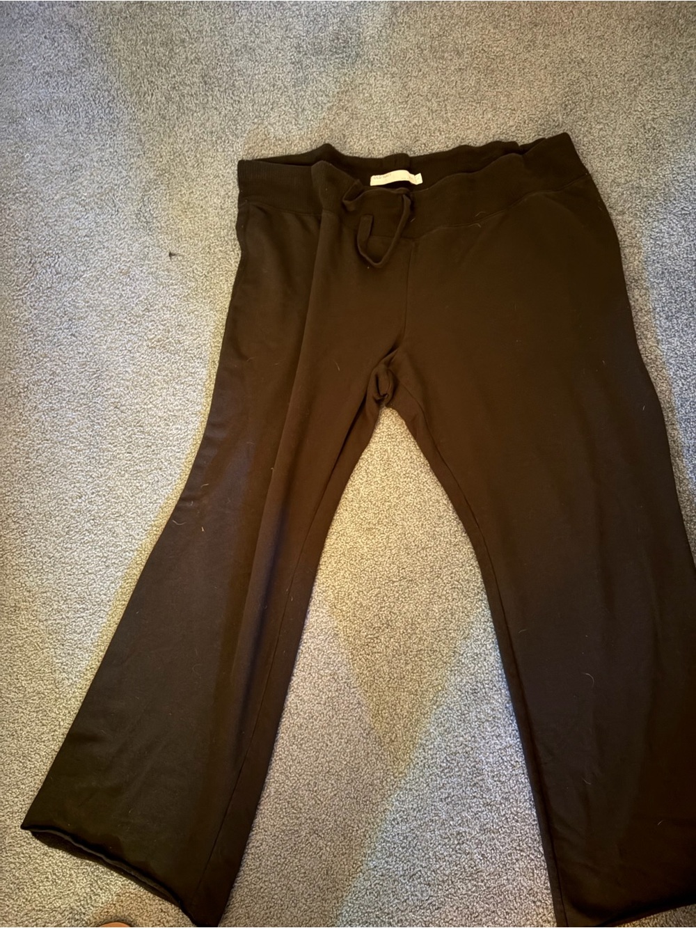 Gently used ladies XXL Old Navy, black sweatpants